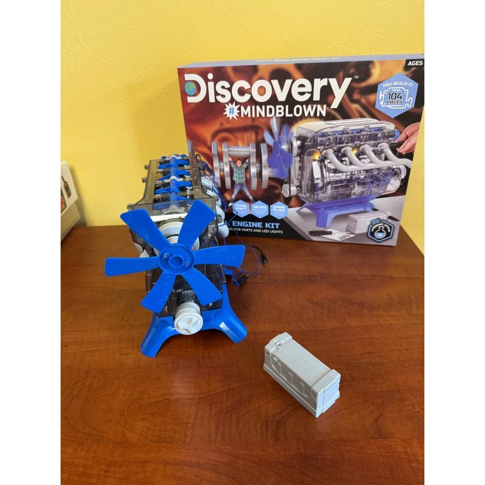 Discovery Mindblown DIY Model Engine Kit 104 Piece STEM Toy‎ Working 4-Cylinder